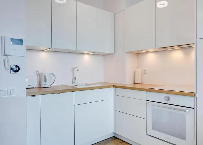 Aleda Hanza 14 Floor, Balkon * Estetino